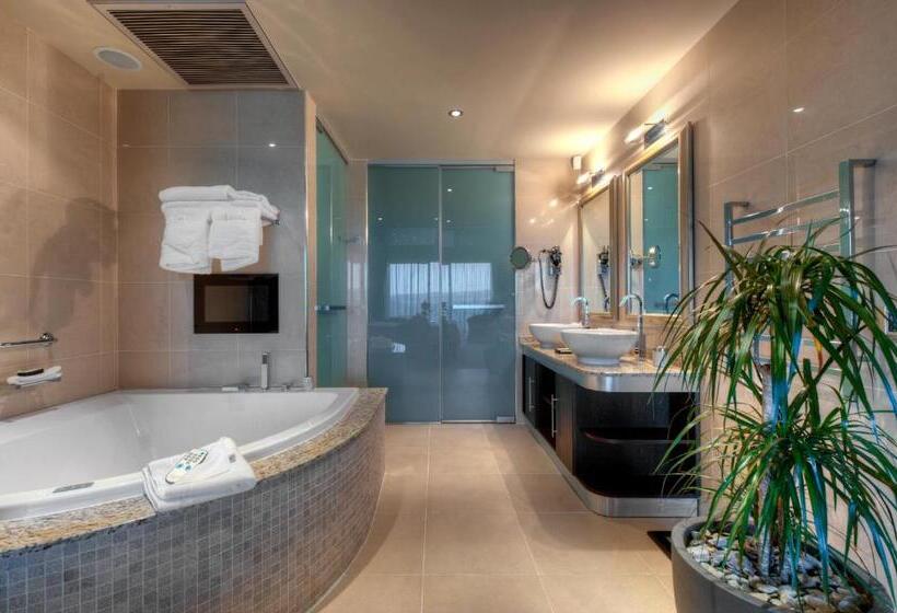 سوئیت پنت هاوس, Radisson Blu Resort & Spa, Malta Golden Sands