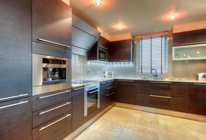 سوئیت پنت هاوس, Radisson Blu Resort & Spa, Malta Golden Sands