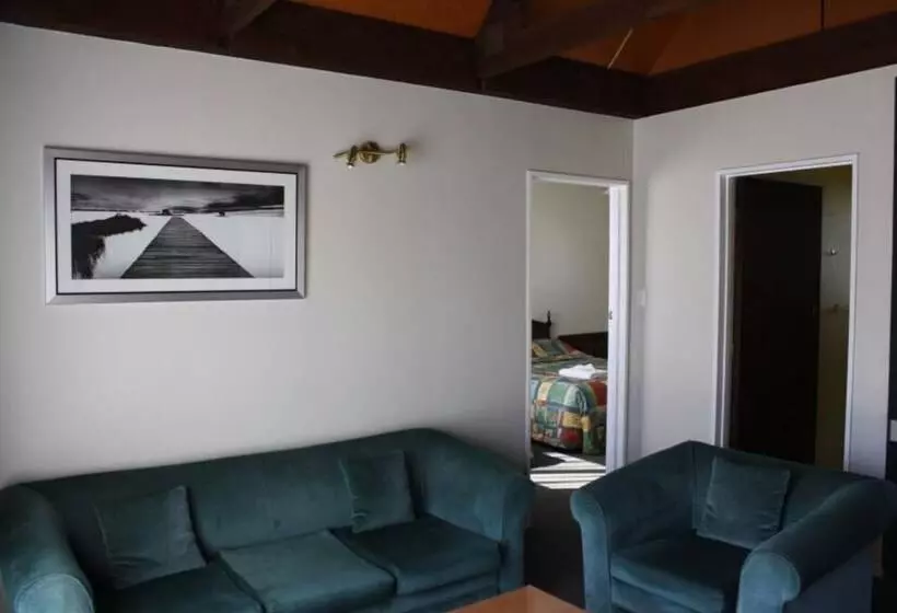 آپارتمان خانوادگی 2 خوابه, 193 Aorangi Manor Motel