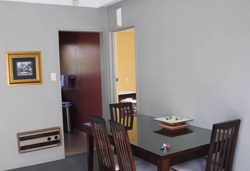 آپارتمان اجرایی 1 خوابه, 193 Aorangi Manor Motel