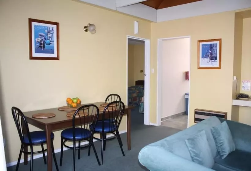 آپارتمان 2 خوابه, 193 Aorangi Manor Motel