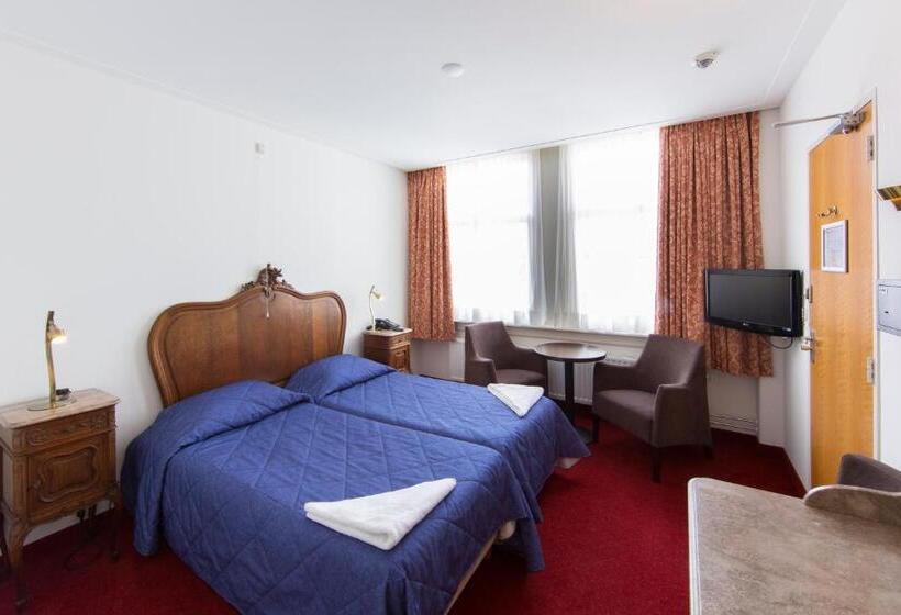 标准间, Amsterdam Wiechmann