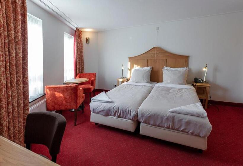 标准间, Amsterdam Wiechmann