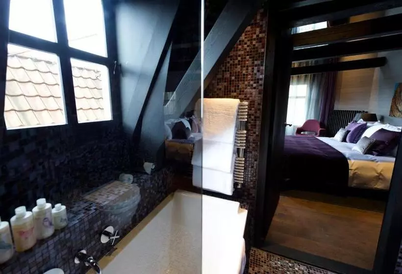 اتاق لوکس, Canal House   A Curious Group Of Hotels
