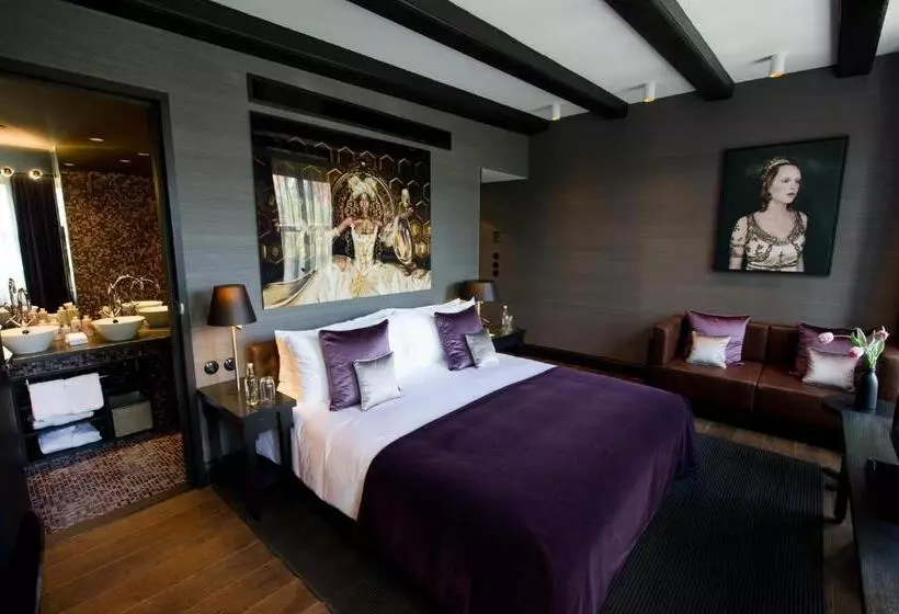 اتاق اجرایی, Canal House   A Curious Group Of Hotels