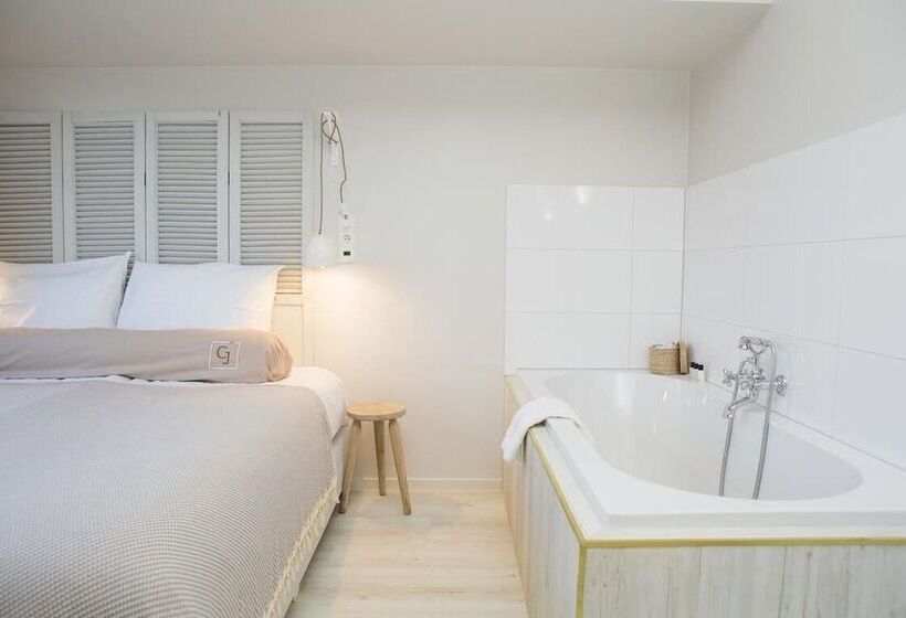 סוויטת ג'וניור, Casa Julia