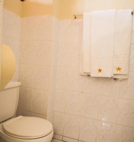 اتاق استاندارد چهار تخته, Estrella