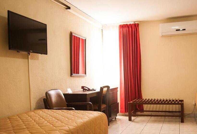 اتاق استاندارد چهار تخته, Estrella