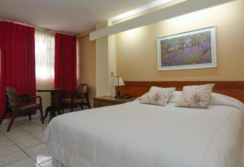 اتاق استاندارد یک نفره, Estrella