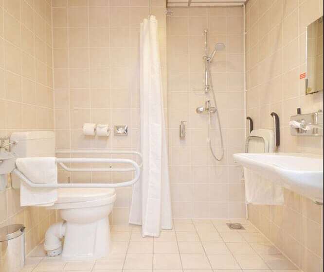 غرفة قياسية لذوى الاحتياجات الخاصة, Fletcher Hotel Restaurant ‘s Hertogenbosch