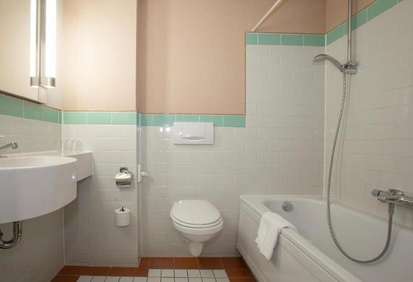 اتاق خانوادگی, Fletcher Hotel Restaurant Wolfheze