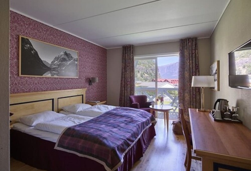 חדר סופריור עם מרפסת, Fretheim