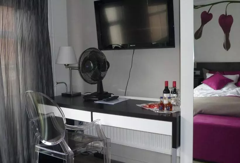 Duplex-huone, In Den Verdwaalde Koogel