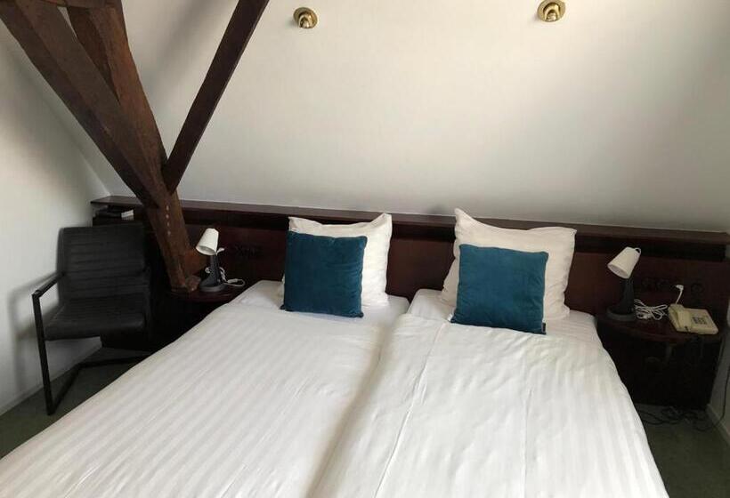 חדר סטנדרט, In Den Verdwaalde Koogel