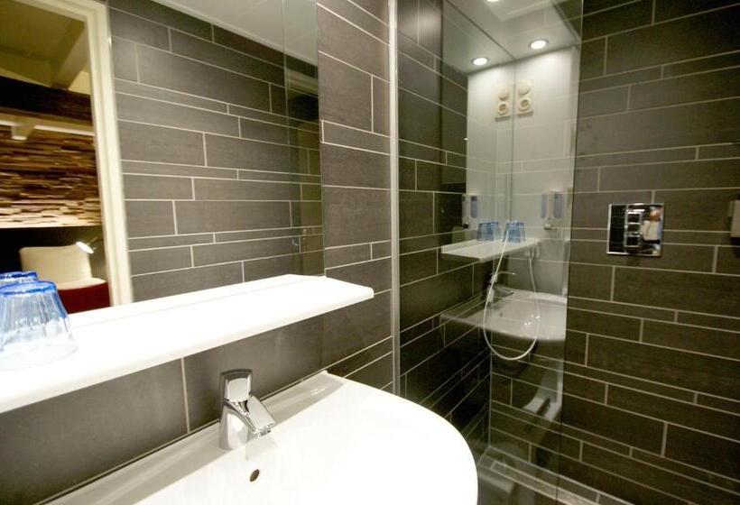 חדר דלוקס, In Den Verdwaalde Koogel