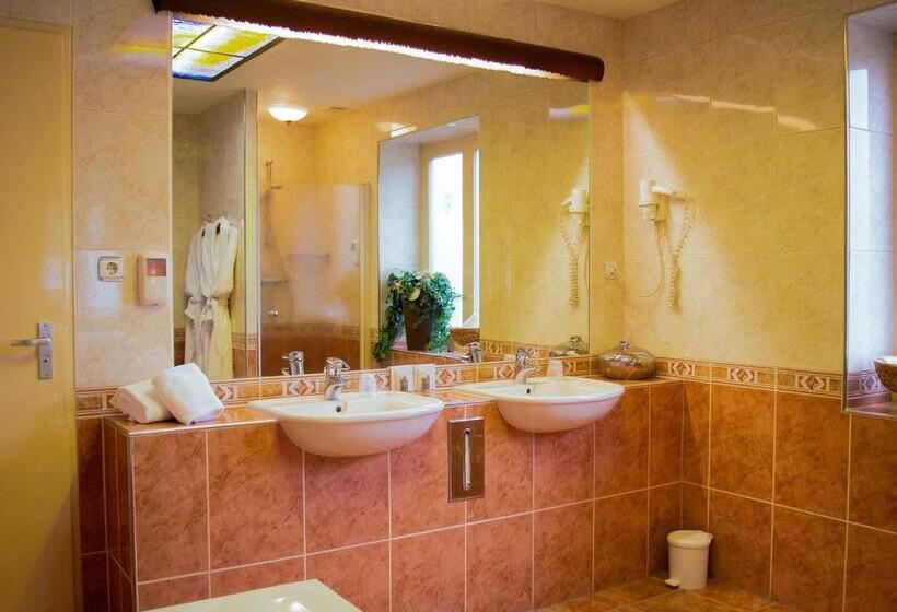 جناح سوبيريور, Parkhotel Mastbosch Breda