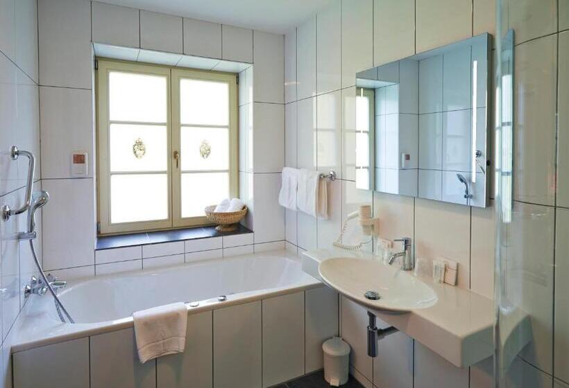 جناح إدارى, Parkhotel Mastbosch Breda