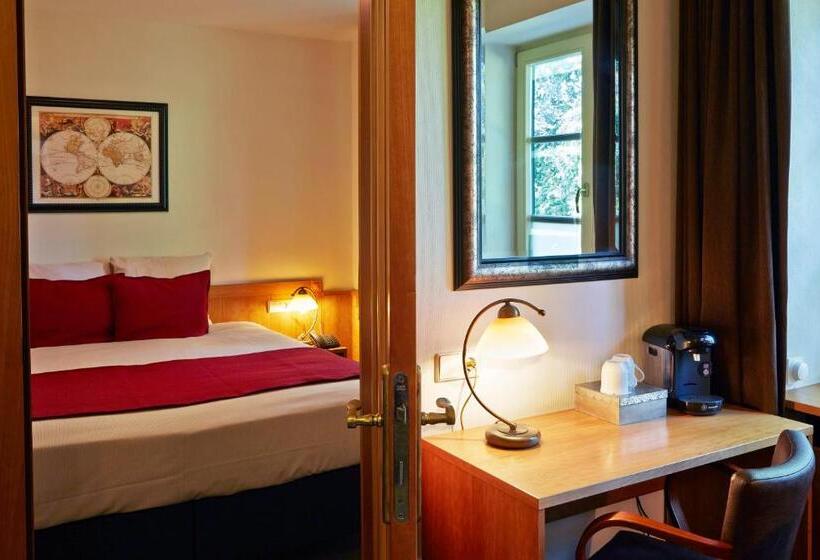 جناح إدارى, Parkhotel Mastbosch Breda