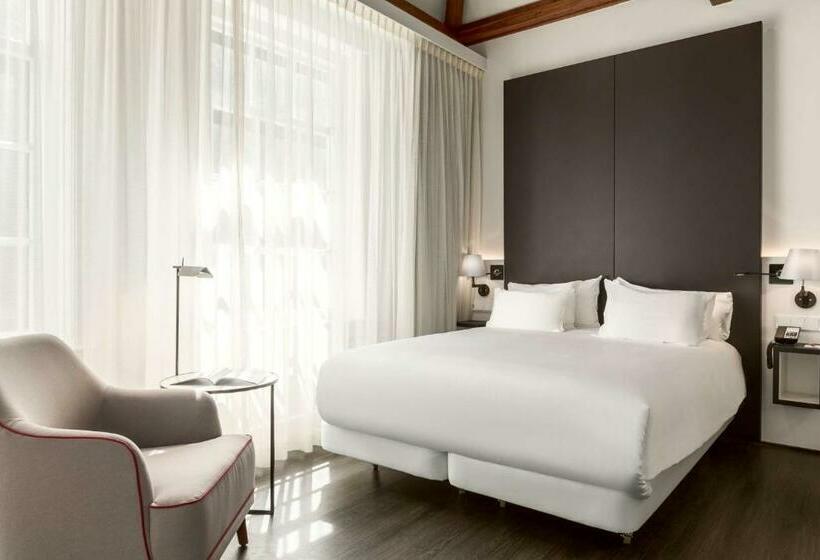 高级客房, NH Collection Amsterdam Barbizon Palace