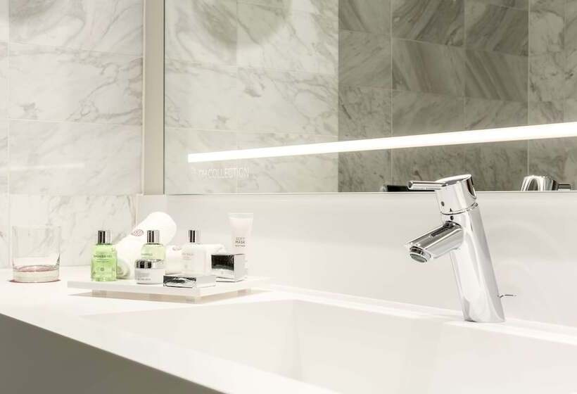 חדר סופריור עם נוף, NH Collection Amsterdam Barbizon Palace