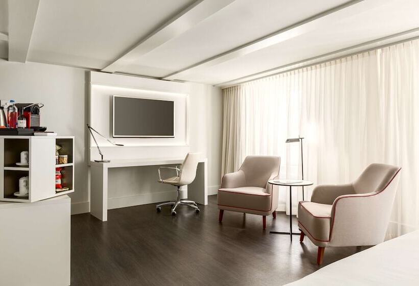 חדר סופריור, NH Collection Amsterdam Barbizon Palace