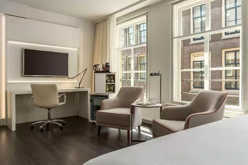 スーペリアールーム, NH Collection Amsterdam Barbizon Palace