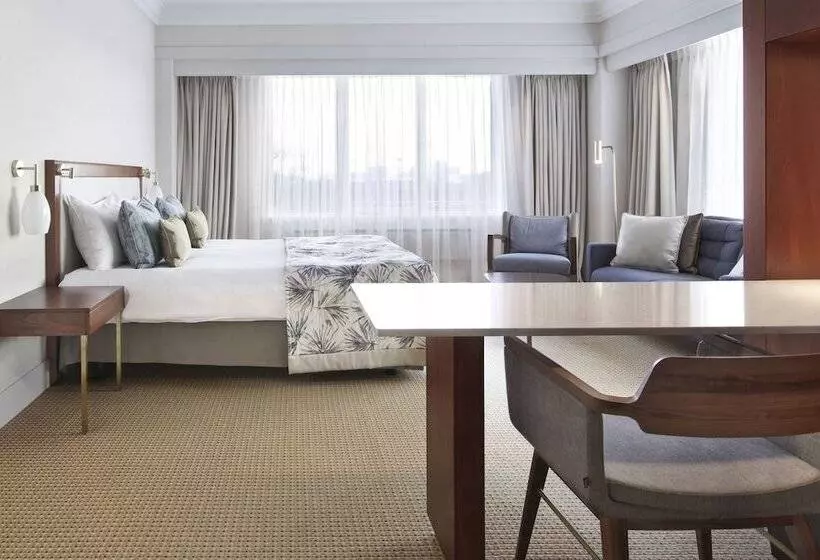 Executive Kamer, Okura Amsterdam – The Leading Hotels Of The World