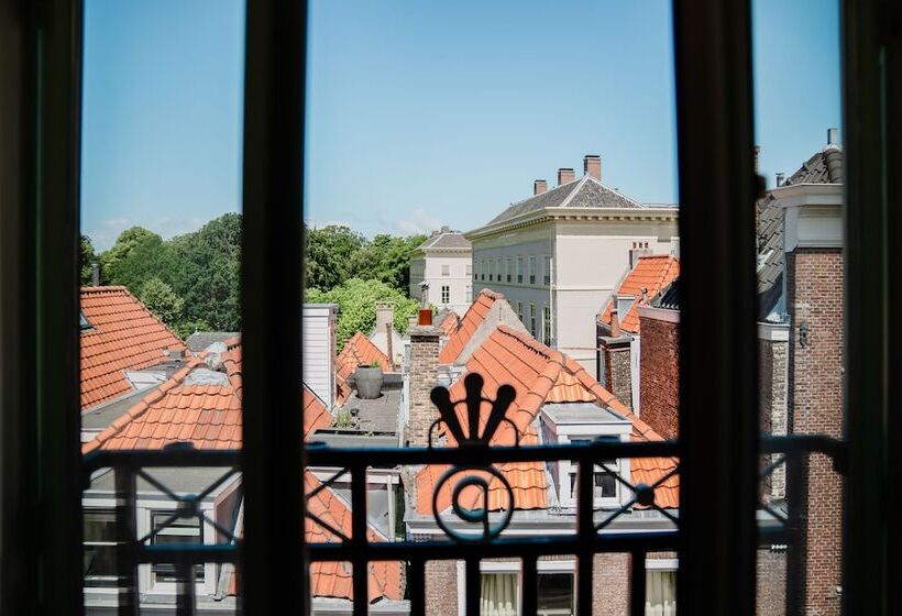 高级大房间, Paleis