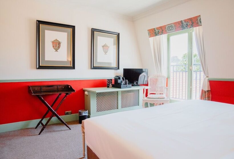 高级大房间, Paleis