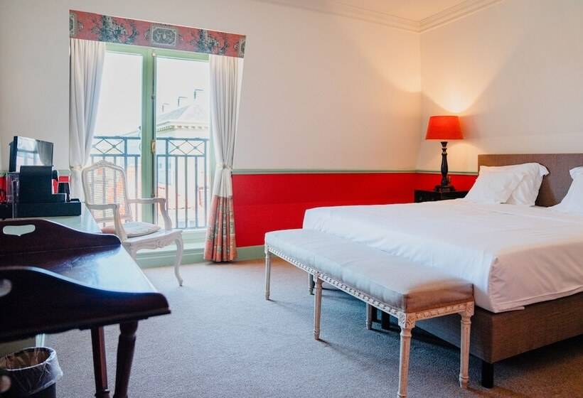 高级大房间, Paleis