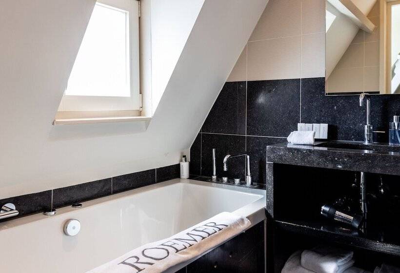 جناح جونيور, Roemer Amsterdam