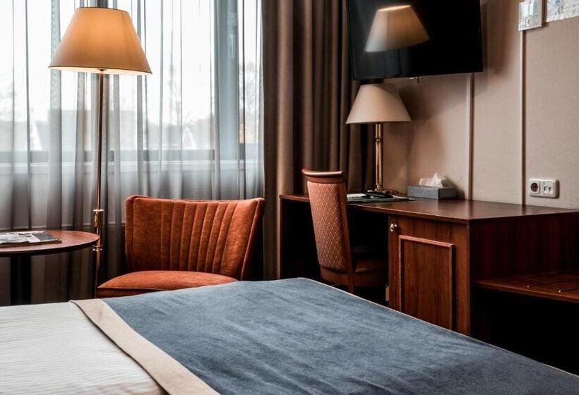 اتاق استاندارد, Ten Cate Emmen