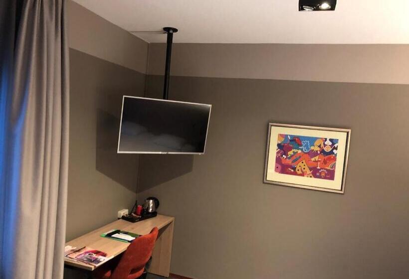 اتاق سوپریور, Ten Cate Emmen