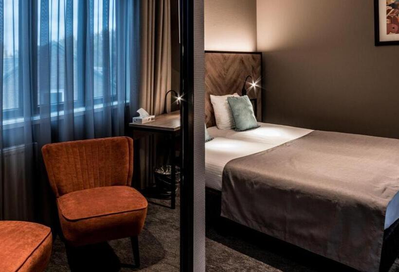 اتاق سوپریور, Ten Cate Emmen