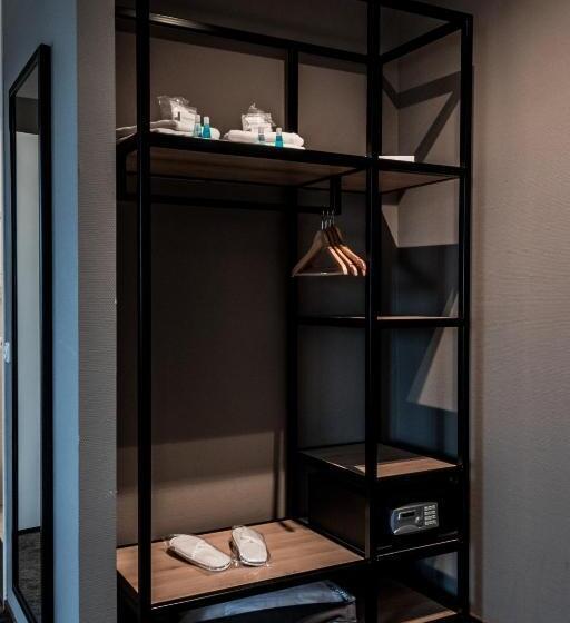 سوییت, Ten Cate Emmen