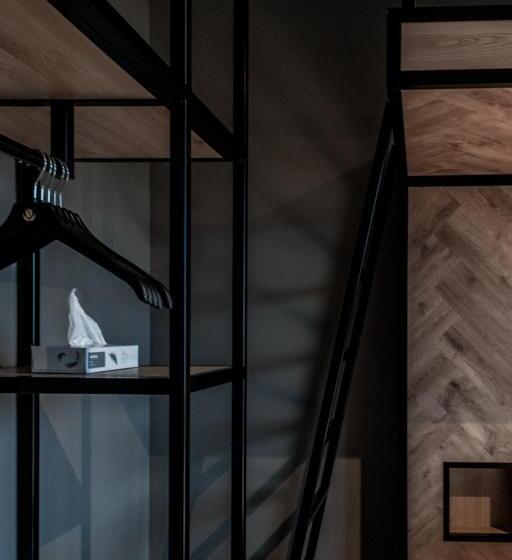 اتاق خانوادگی, Ten Cate Emmen