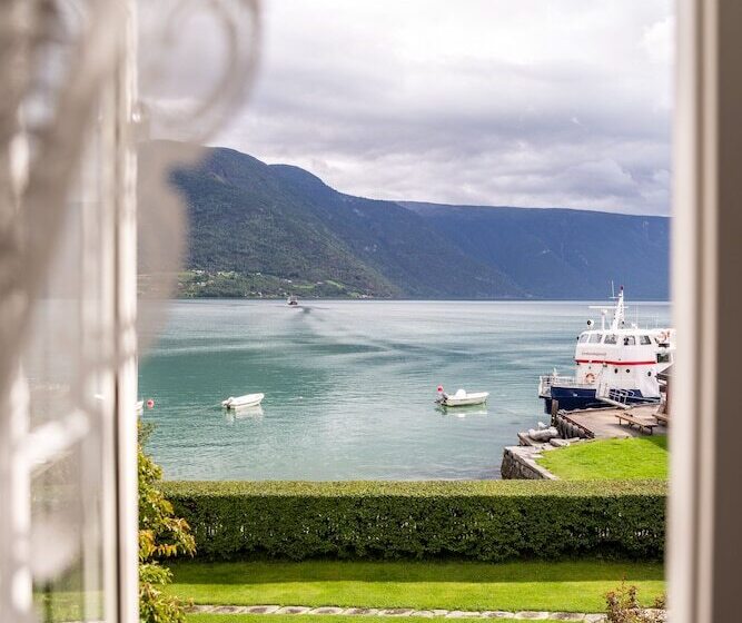 חדר סטנדרט, Walaker