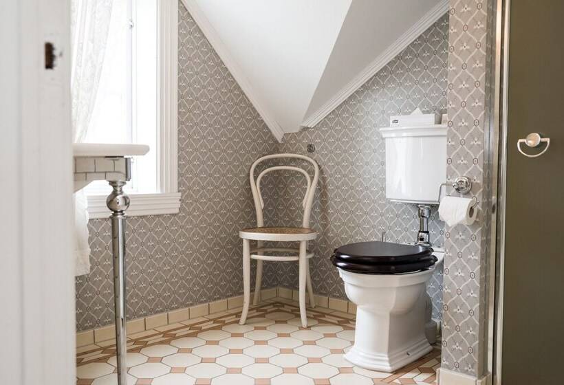 חדר סטנדרט, Walaker