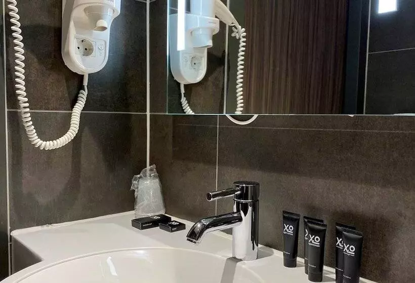 スタンダード４人部屋, Xo Hotels Infinity