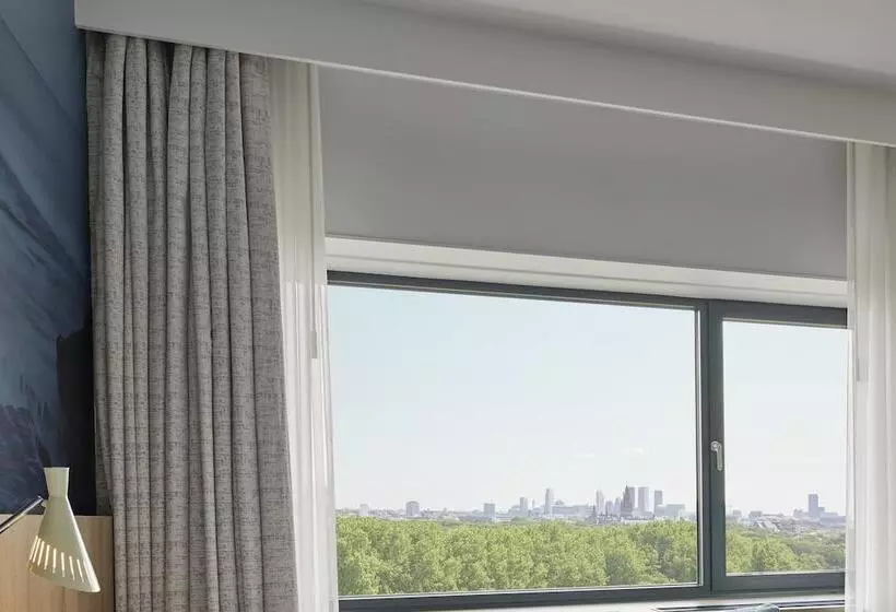 ファミリーステューディオ, Marriott Hotel The Hague
