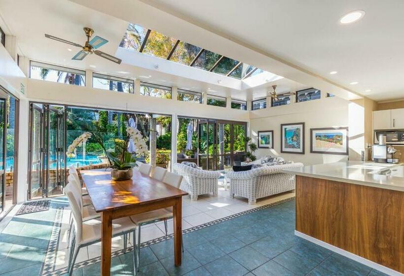 Standard Studio, Emerald Inn On Takapuna Beach