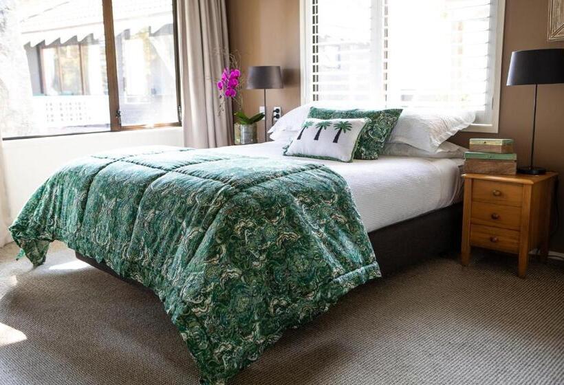 Standard Studio, Emerald Inn On Takapuna Beach