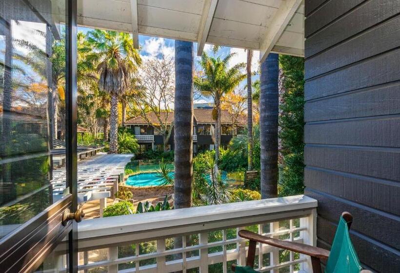 Standard Studio, Emerald Inn On Takapuna Beach