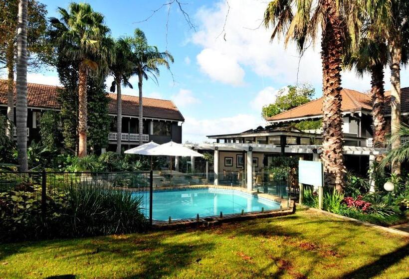 Suite, Emerald Inn On Takapuna Beach