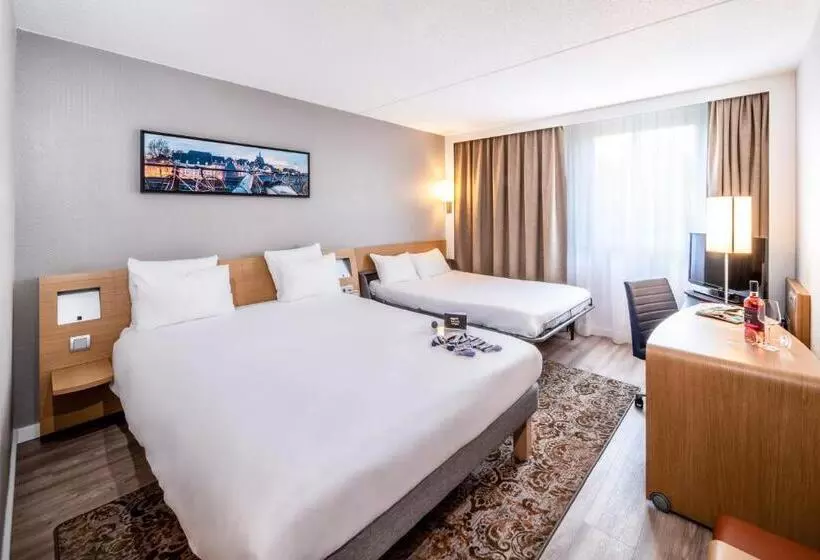 スーペリアトリプルルーム, Novotel Rotterdam Schiedam