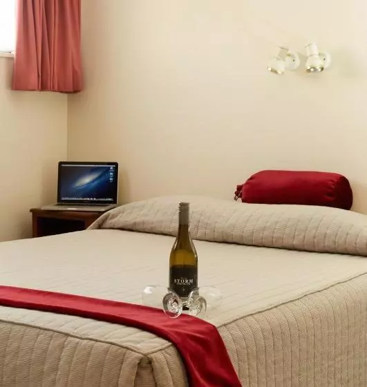 آپارتمان 1 خوابه, Bavarian Motel