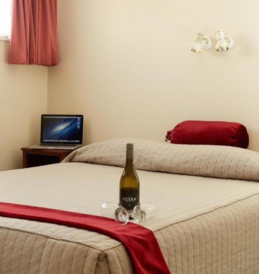 آپارتمان 2 خوابه, Bavarian Motel