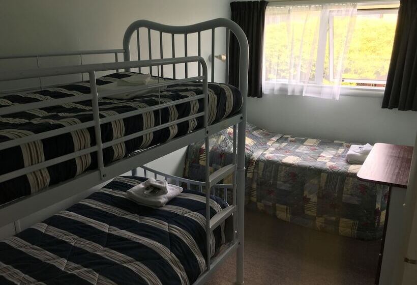 带2个卧室的公寓, Courtesy Court Motel