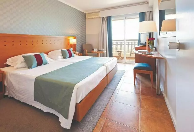 اتاق استاندارد با چشم‌انداز دریا, Ozadi Altura Beach Resort