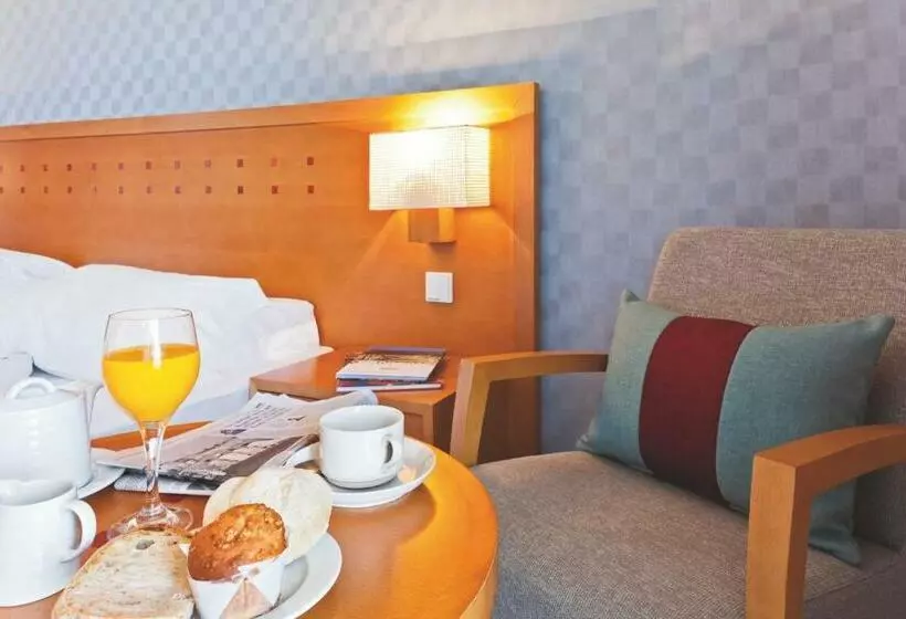 اتاق سوپریور با چشم‌انداز دریا, Ozadi Altura Beach Resort